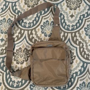 baggallini cross body bag